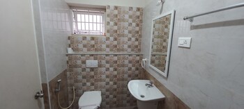 shantham service apartments indumangar