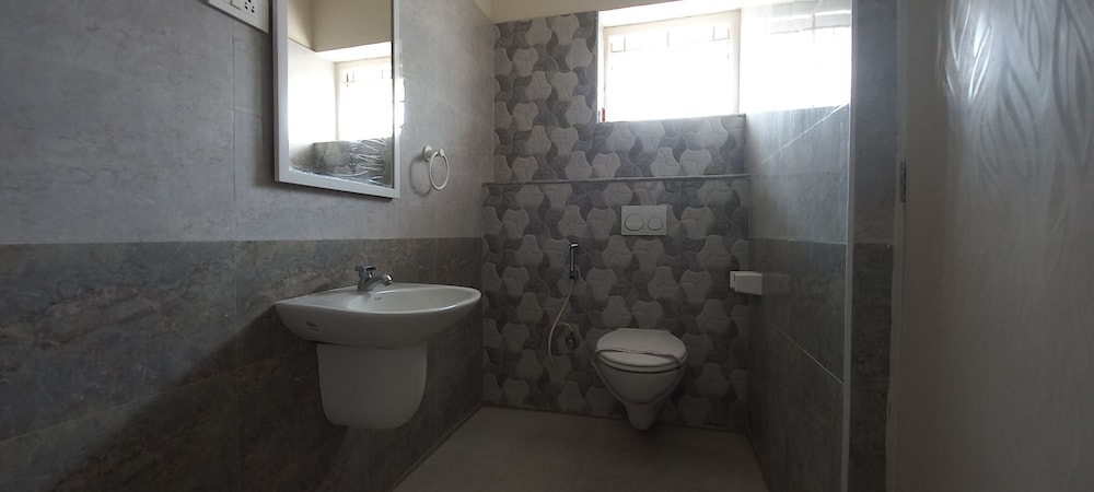 shantham service apartments indumangar