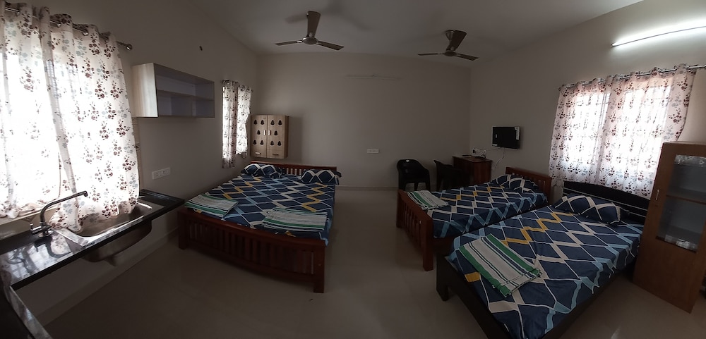 shantham service apartments indumangar