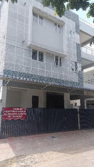 shantham service apartments indumangar