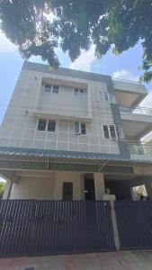 shantham service apartments indumangar