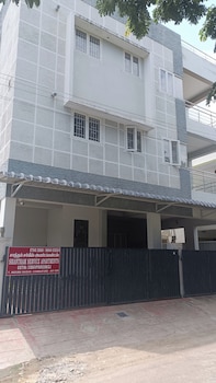 shantham service apartments indumangar