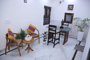 fortune home service apartment 1bhk l 36b saket