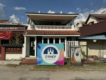 Dsney Boutique Hotel,,2 star