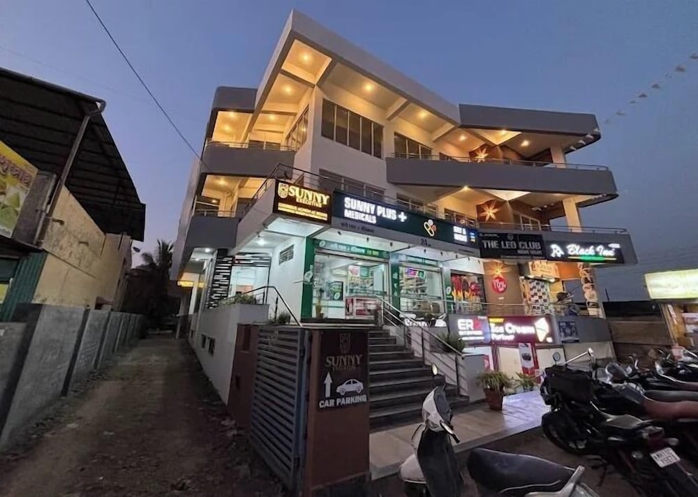 sunny executive satara