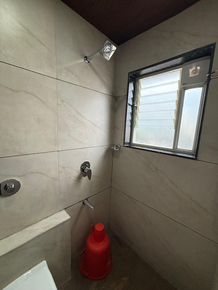 sunny executive satara