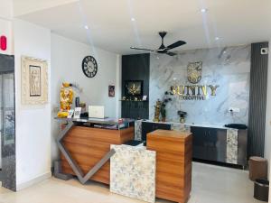 sunny executive satara