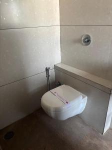 sunny executive satara