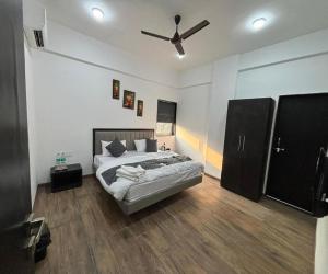 sunny executive satara