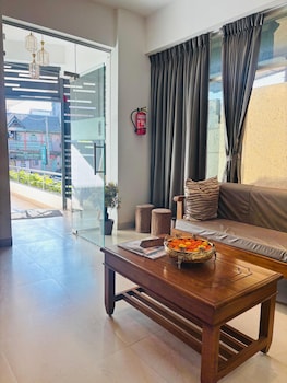 sunny executive satara