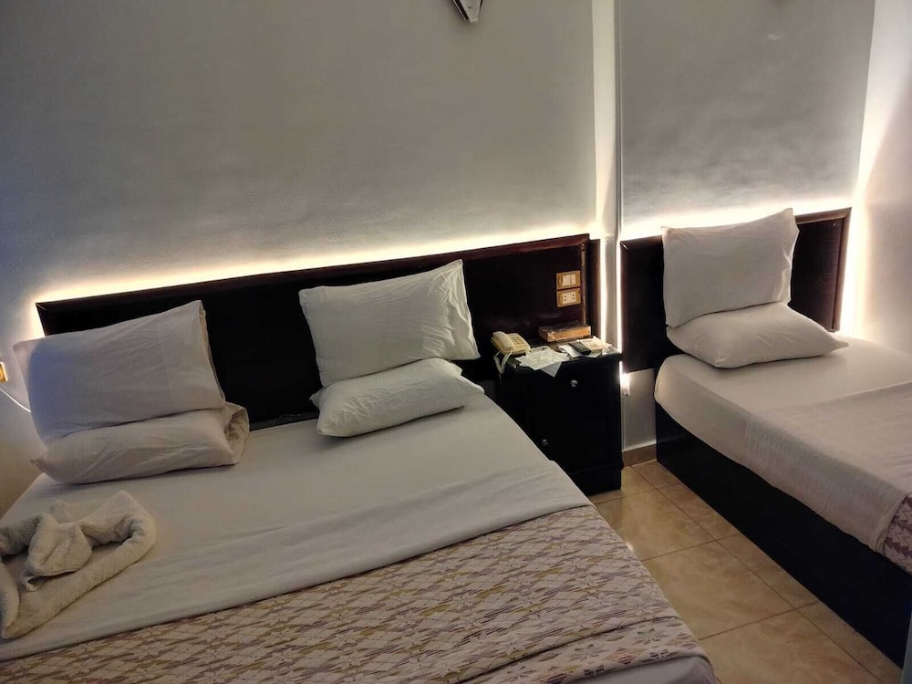 abo elwafa hotel