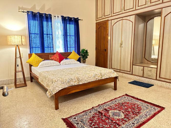 palace hostel by borrbo mysore