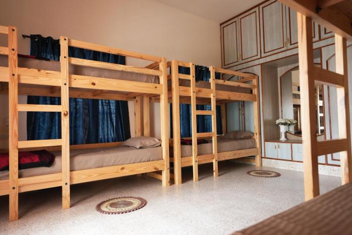 palace hostel by borrbo mysore