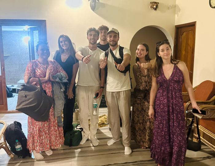 palace hostel by borrbo mysore