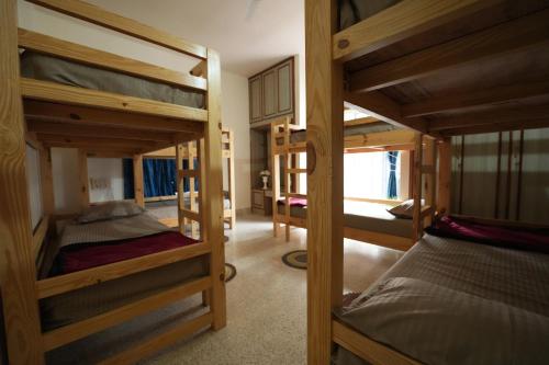 palace hostel by borrbo mysore