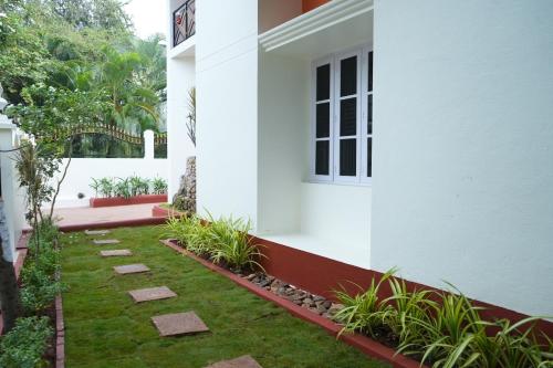 palace hostel by borrbo mysore