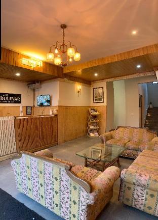 the bulevar whispering willow