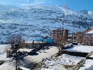 the bulevar whispering willow