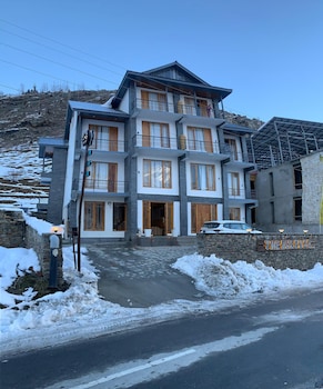 the bulevar whispering willow