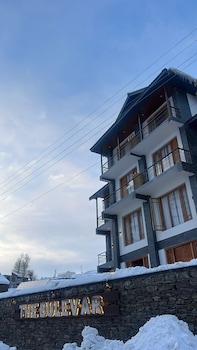 the bulevar whispering willow