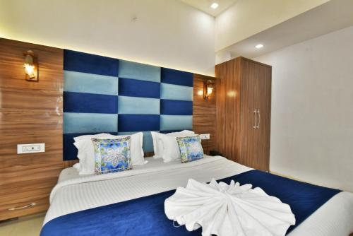 Hotel Sallow International-Near Golden Temple,,3 star