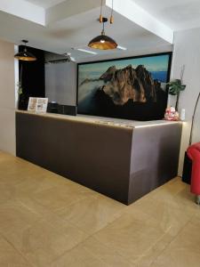 kingsman boutique hotel