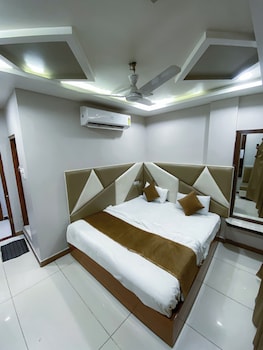 hotel pleasure