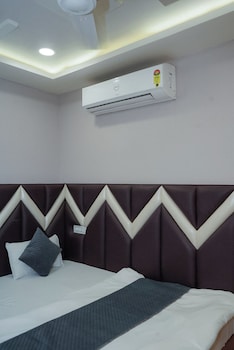 hotel pleasure