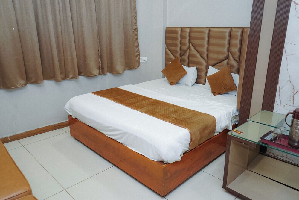 hotel pleasure