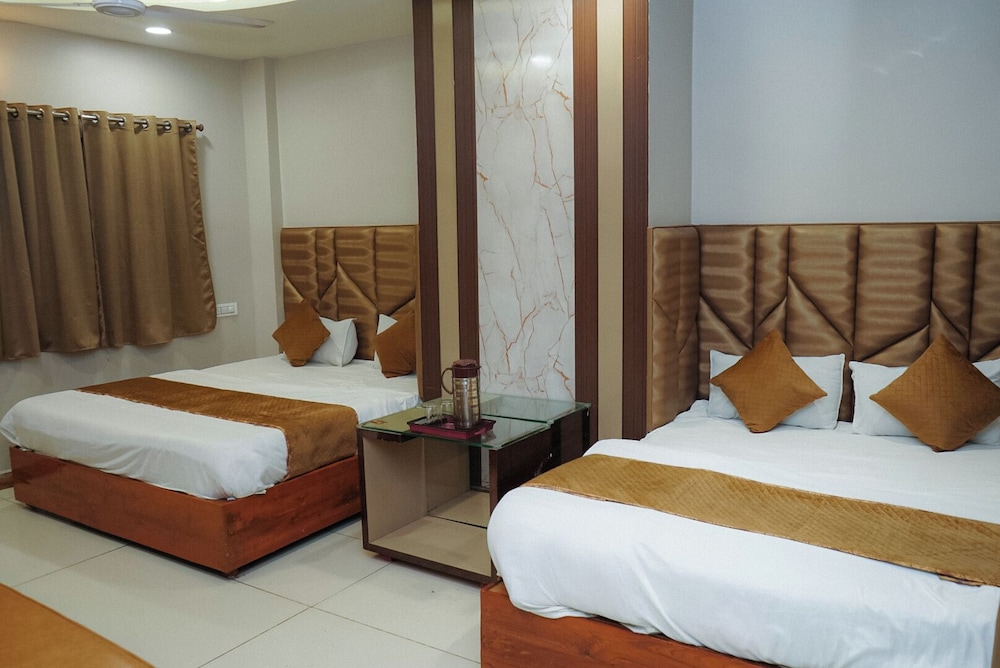 hotel pleasure