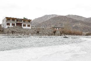Indus Retreat,,3 star