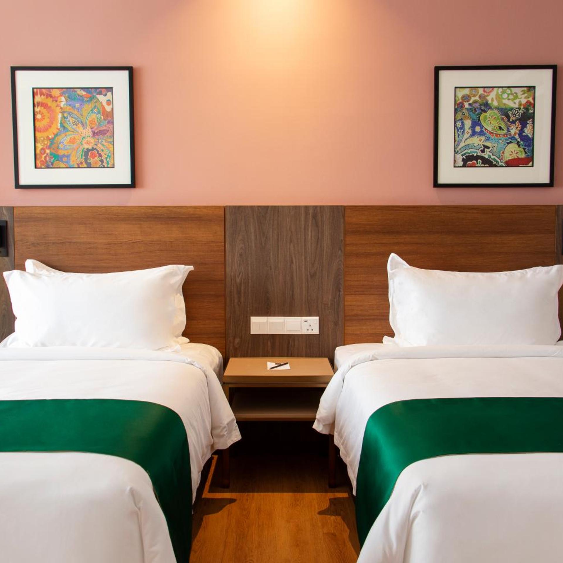 arena premier hotel