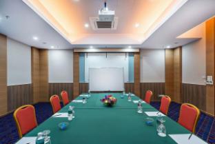 arena premier hotel