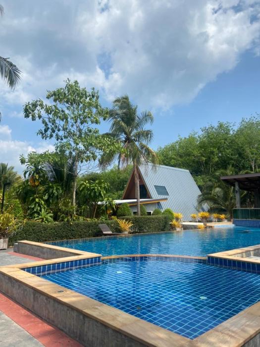 infinite resort and cafe