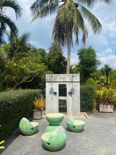 infinite resort and cafe