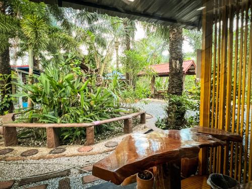 pang long chao resort