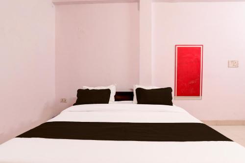 Hotel O Rudra Palace,,3 star