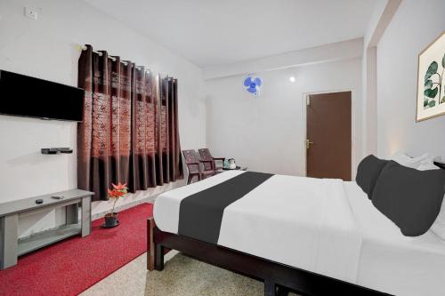 Shravanya Comforts,,3 star