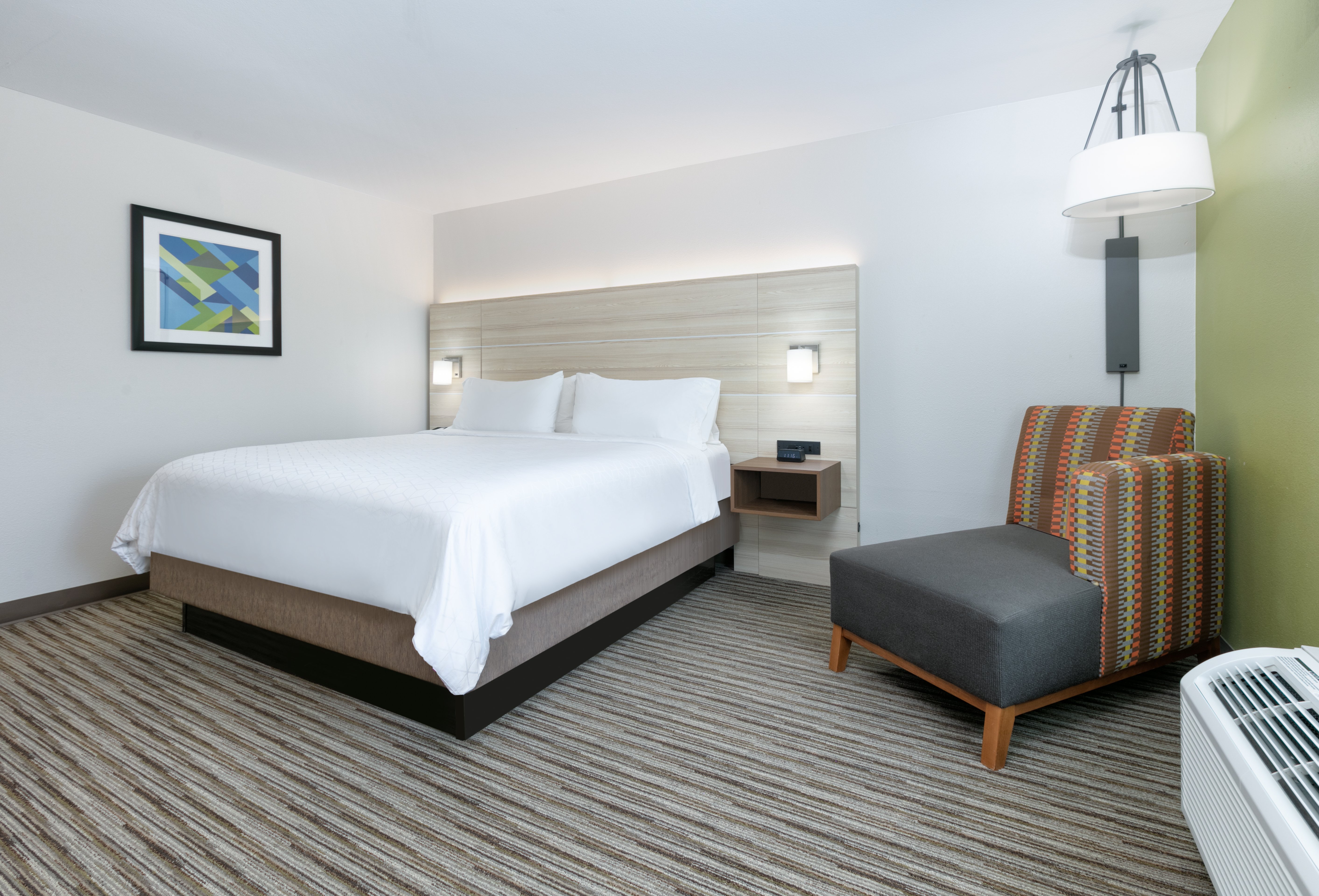 holiday inn express hillsboro i 35 by ihg