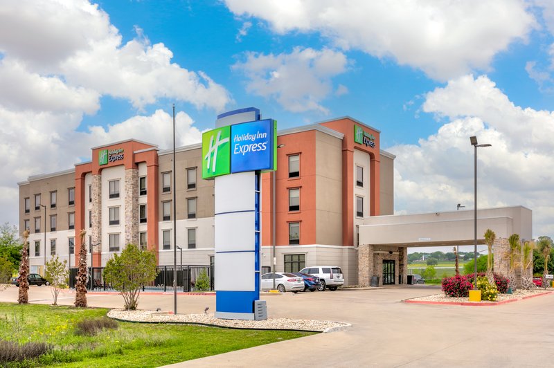 holiday inn express hillsboro i 35 by ihg