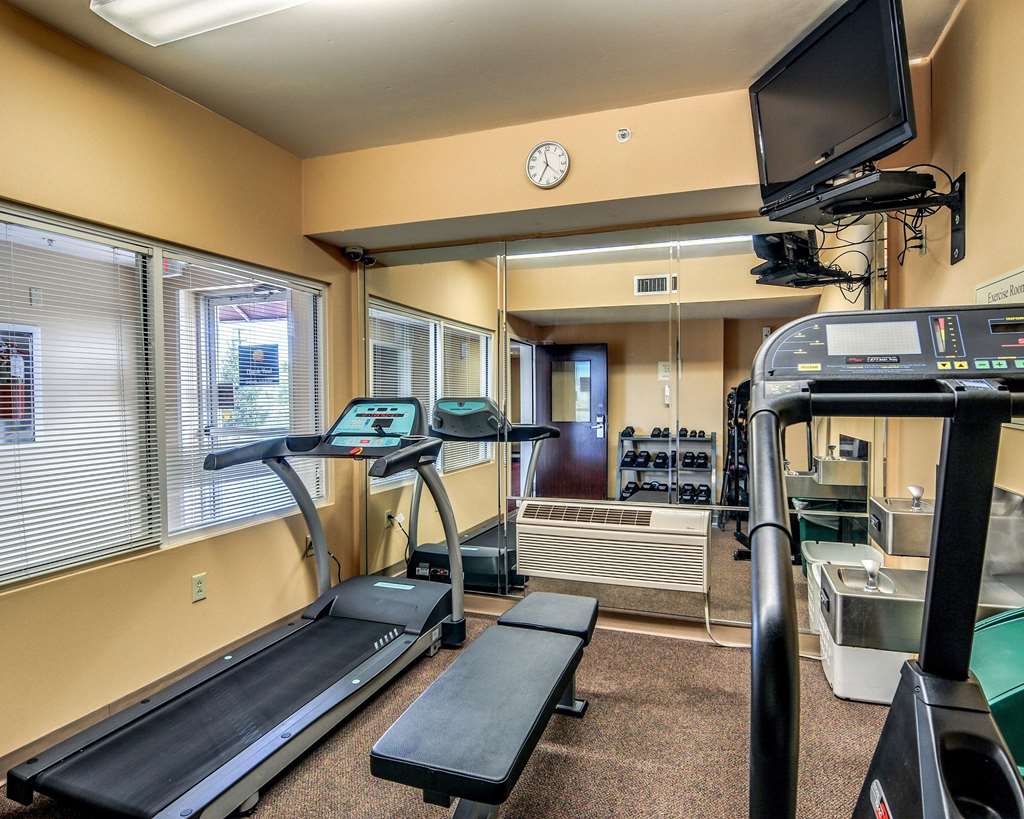 comfort inn and suites hillsville i 77