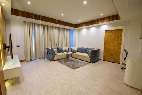 Emerald Hotel,,3 star