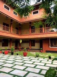 athirappilly sreenilayam heritage resort