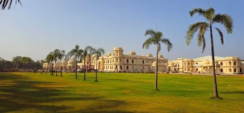 kesarbagh palace