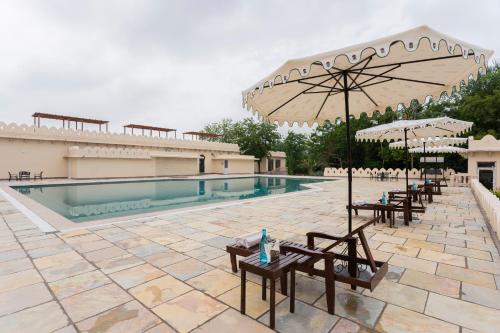 kesarbagh palace