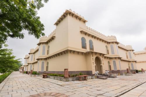 kesarbagh palace