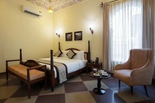 kesarbagh palace