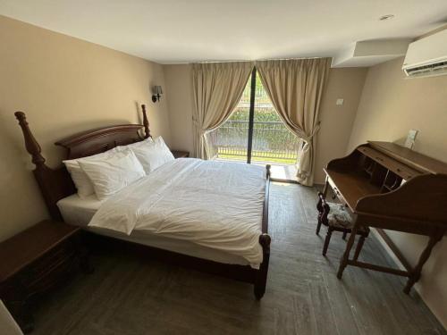 The Farmhouse,,3 star