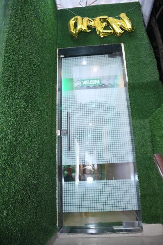 Airport Cabin Stay,,2 star