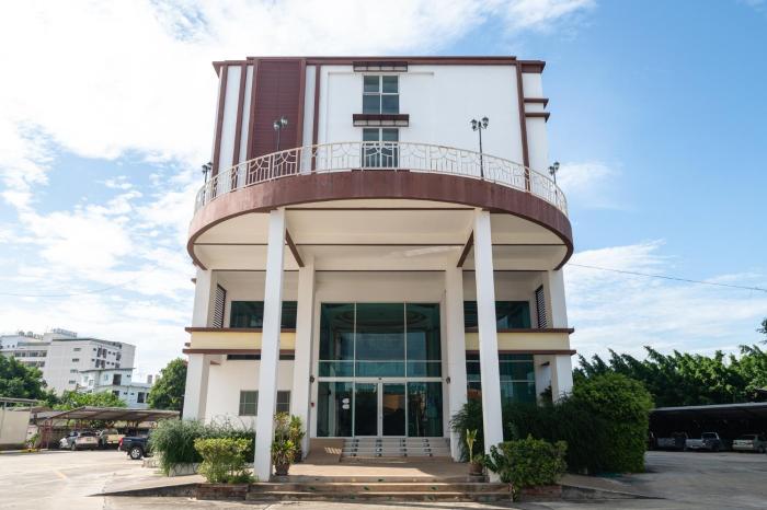 river hotel the outstanding venues nakhon pathom